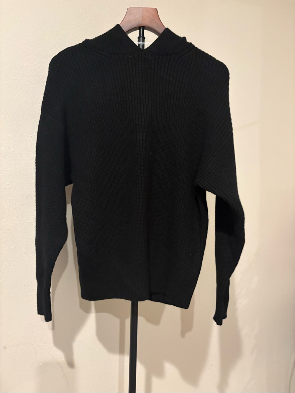 wild fable women Black Ribbed Crewneck Sweater XXS